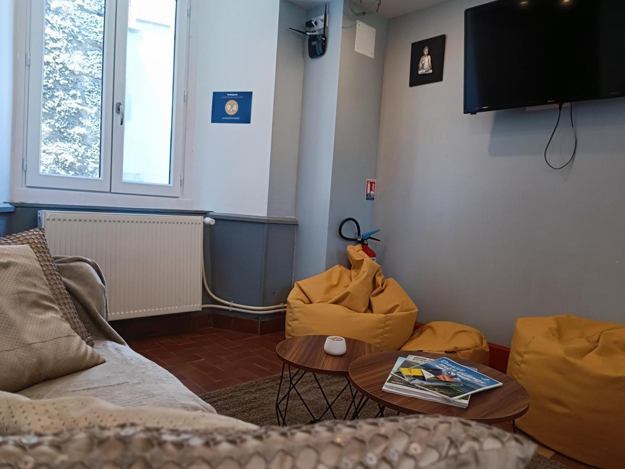 Le Bouddha Besse Bed & Breakfast Екстериор снимка